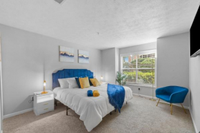 Modern Sapphire Sanctuary near Braves Stadium